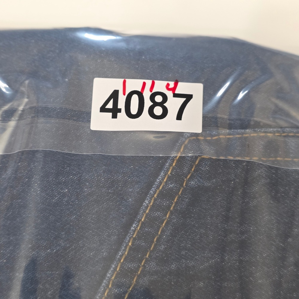 Levis 501 Original Fit Jeans Mens 34x30 Blue Denim Button Fly Straight Leg Dad - Picture 12 of 13